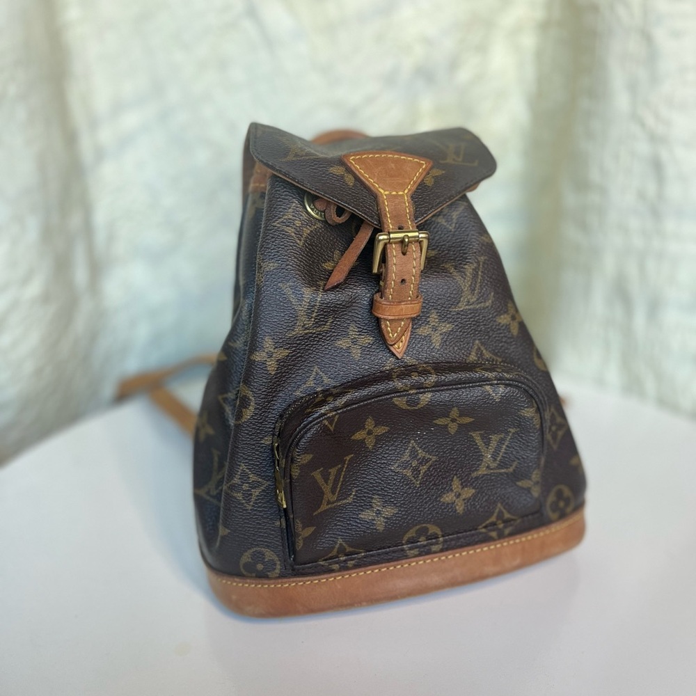 LOUIS VUITTON MONTEOURIS MINI BACKPACK